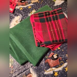 Linen tablecloth set